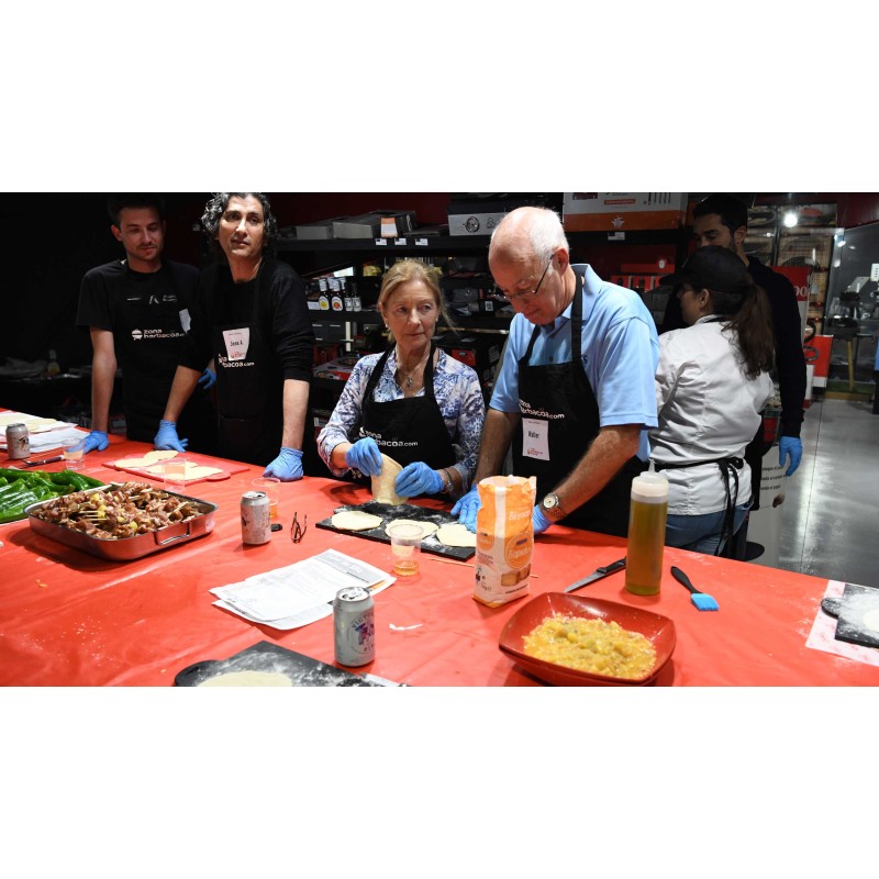 Cursos presencial de barbacoa en grupo
