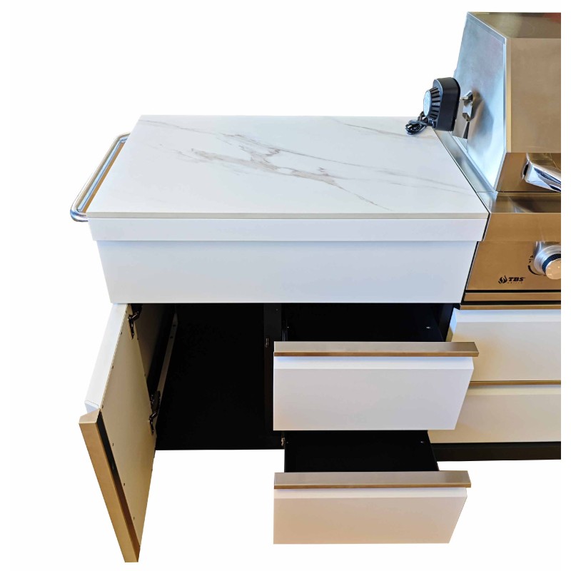 cocina de exterior con cajones