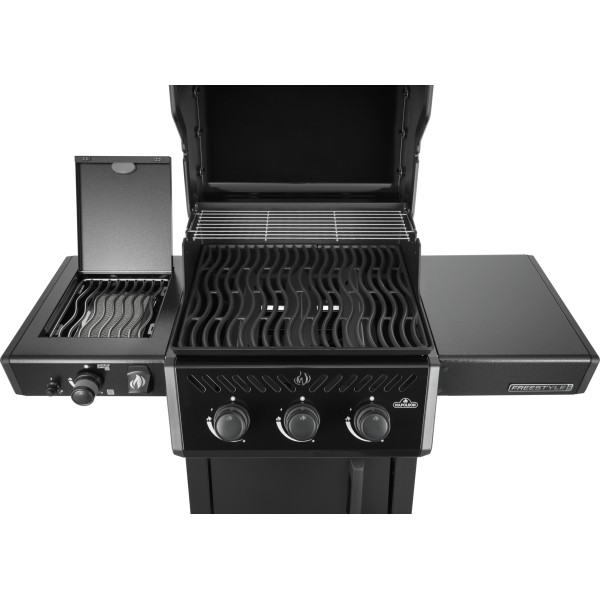 Napoleon Freestyle PRO 365 Negra con Quemador Lateral Sizzle Zone