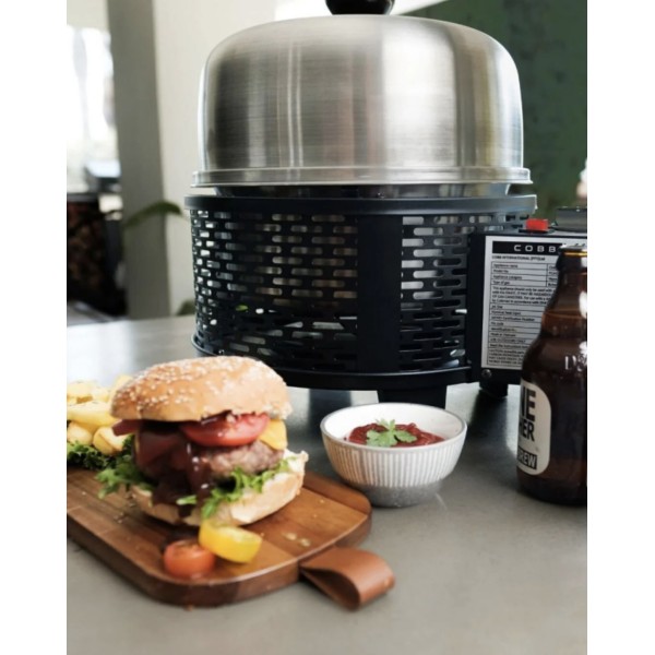 Barbacoa Cobb Pro Gas Negra