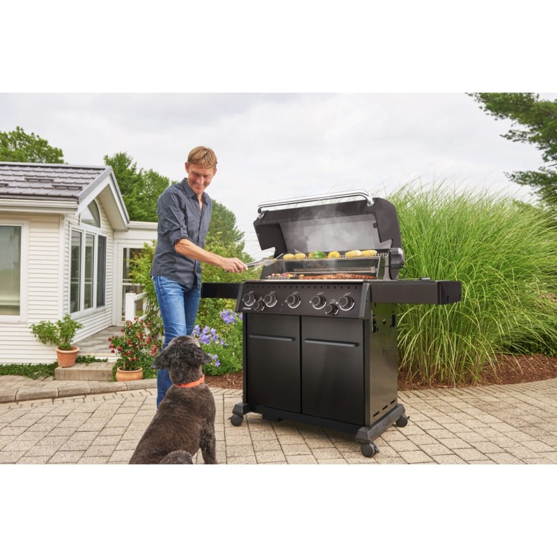Broil King Crown 590 Shadow