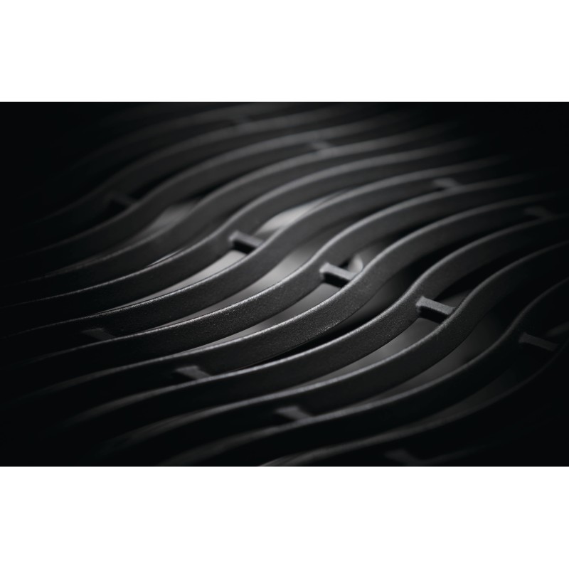 Napoleon Rogue XT 425 Negra con Quemador Lateral Infrarrojo